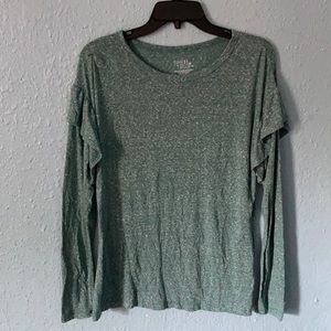 Long sleeve shirt